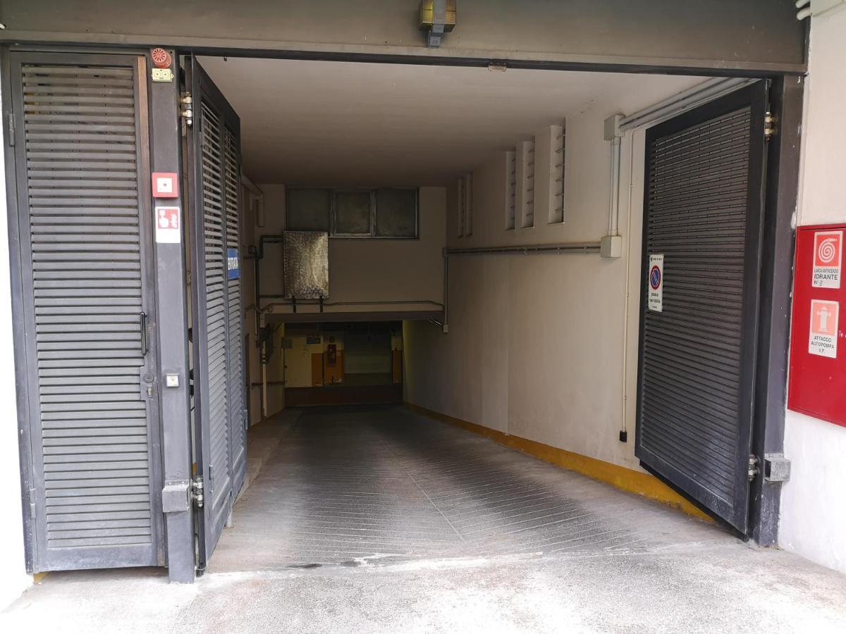 Convenient Family Apt With Private Parking Mestre Dış mekan fotoğraf